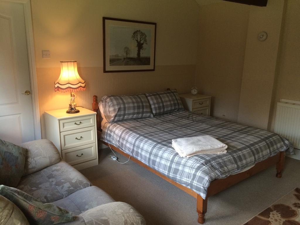 Rolandscroft Guest House Pontefract Bagian luar foto
