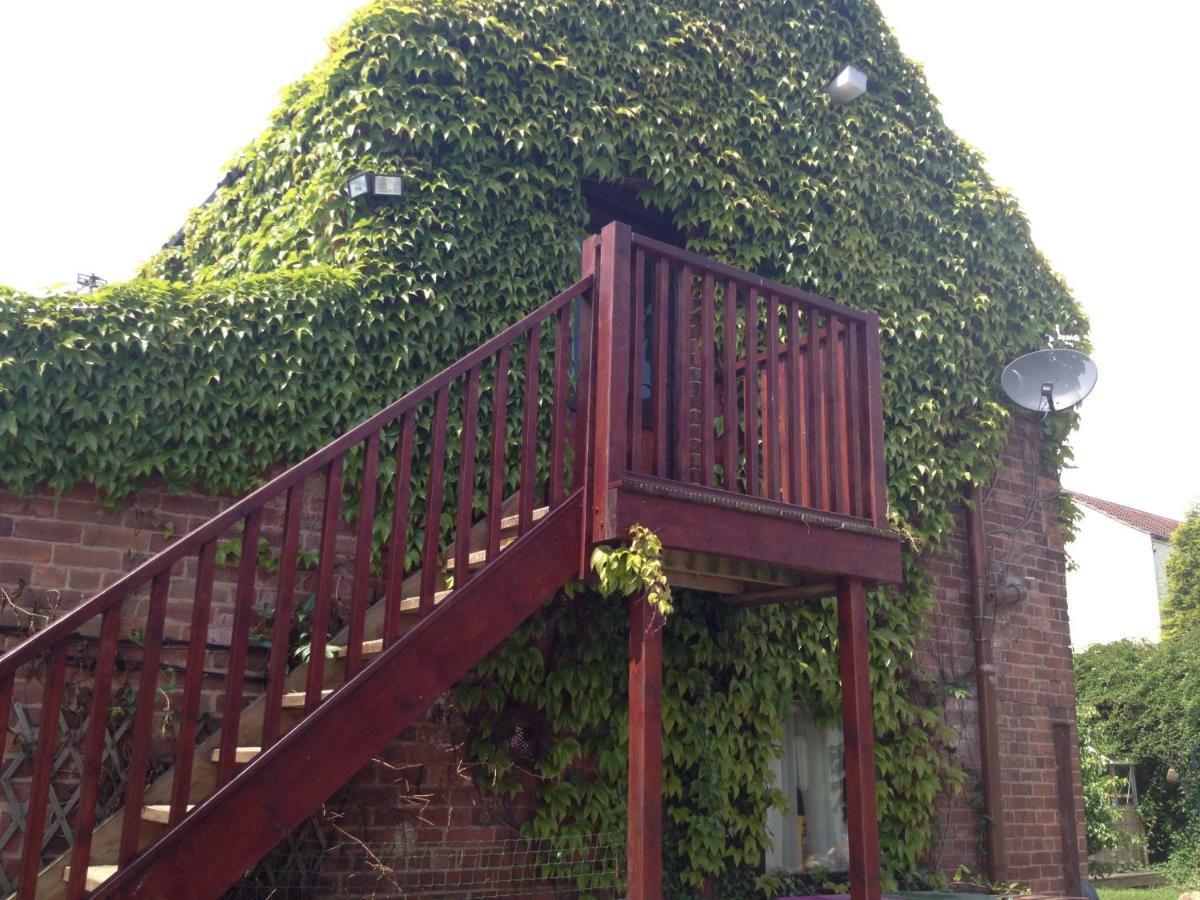 Rolandscroft Guest House Pontefract Bagian luar foto